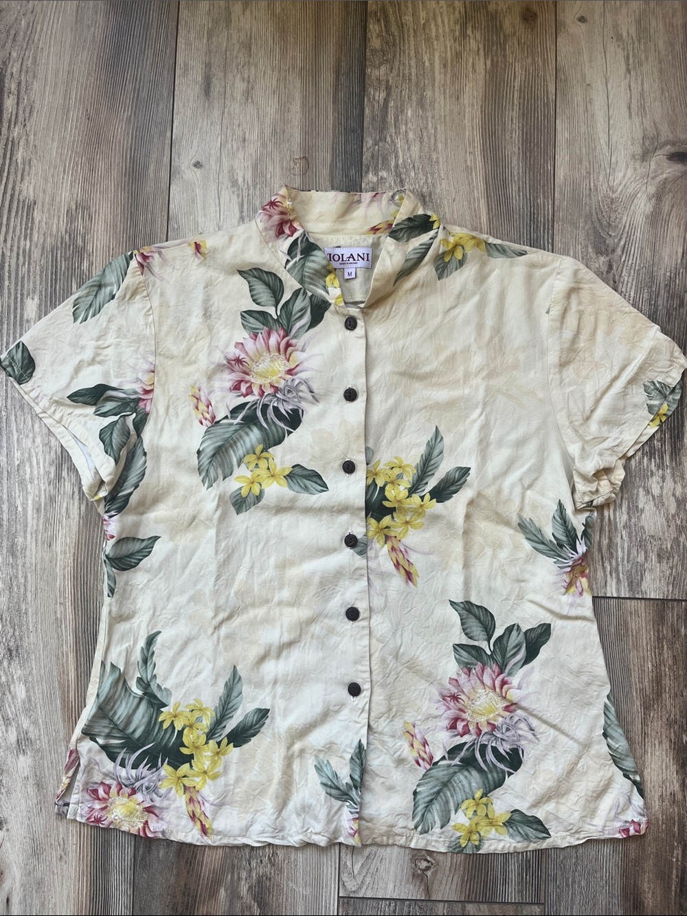 ‘Iolani • Vintage Hawaiian Blouse